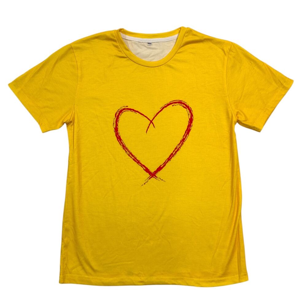 Youth XL Yellow Graphic T-Shirt Red Heart Design Short Sleeve Tee New